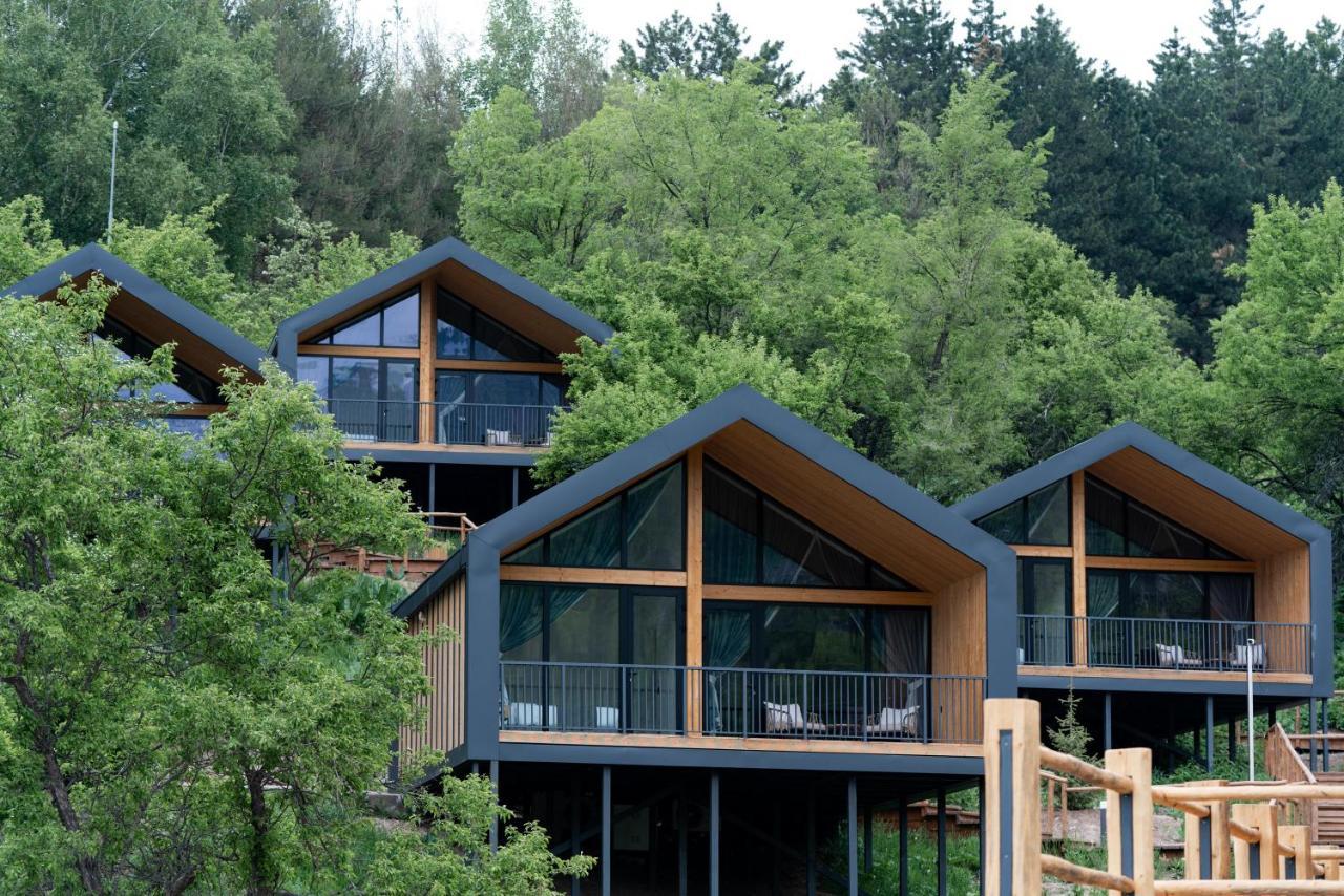 Qazaq Auyl Eco Hotel 阿拉木图 外观 照片